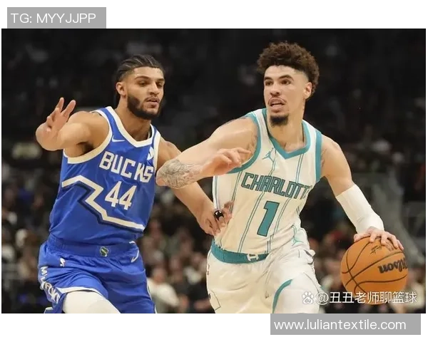 俄克拉荷马城雷霆迎战密尔沃基雄鹿争夺NBA季后赛席位的关键对决